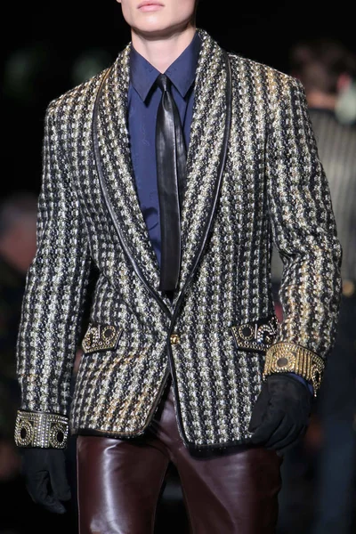Look 129